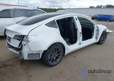 2020 Tesla Model 3 Standard Range Plus Rear-Wheel Drive/Standard Range Rear-Wheel Drive from USA, damaged, VIN 5YJ3E1EA3LF597513